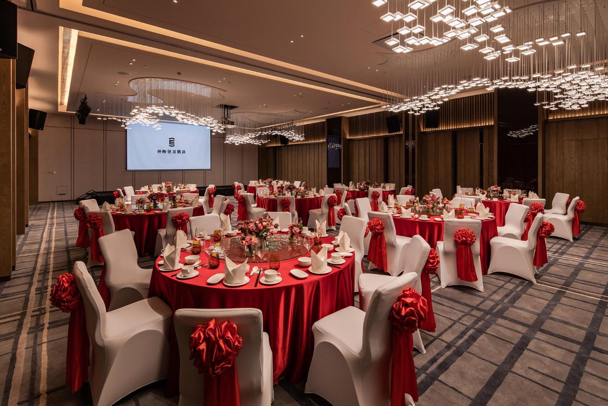 Imperial Traders Elong Hotel - Free Shuttle Bus To Canton Fair Complex & Overseas Buyer Registration Services Exterior photo
